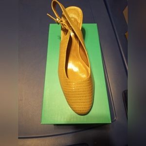 J Renee Lizard Print Shoe. Pearl Beige. Size 12M